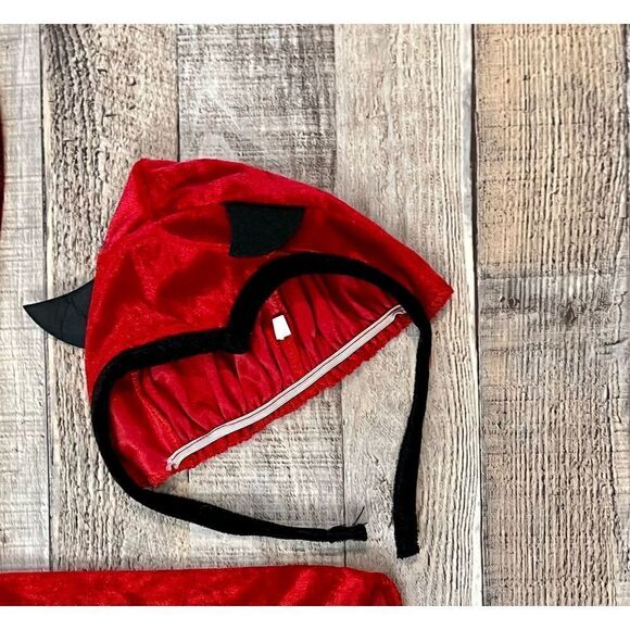 New Amscan Cute‎ As A Devil Infant Halloween Costume sz 12-24 months - Picture 9 of 11